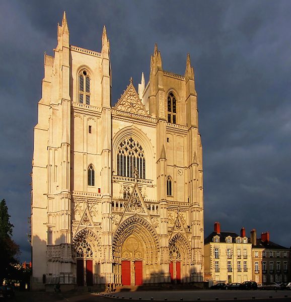 La cathédrale de Nantes a pris feu